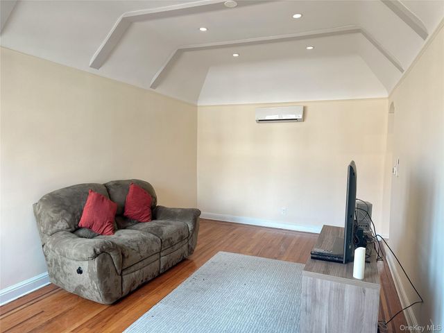 14952 25th Drive, Flushing, NY 11354