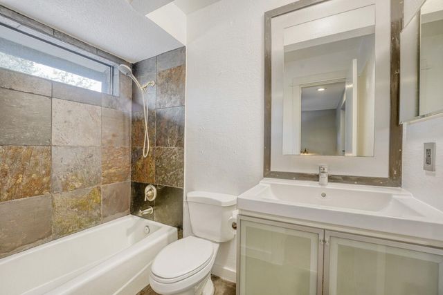 8200 Neely DR 214, Austin, TX 78759