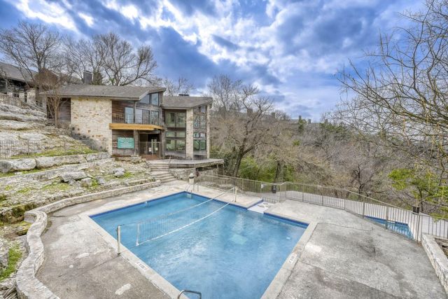8200 Neely DR 214, Austin, TX 78759
