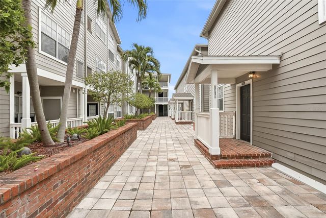 809 S OREGON AVENUE B, Tampa, FL 33606