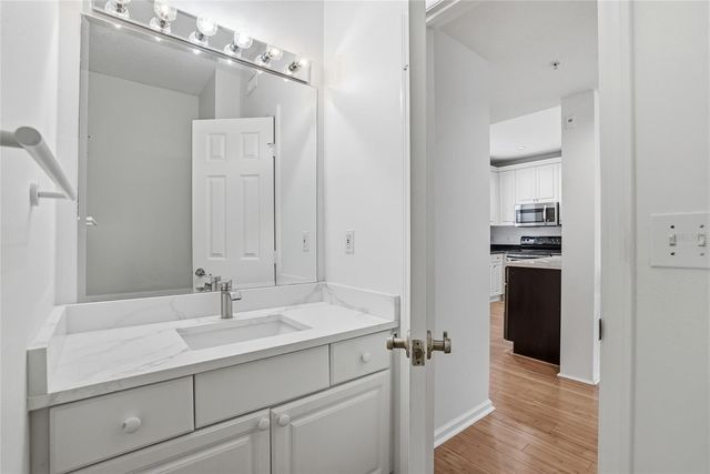 809 S OREGON AVENUE B, Tampa, FL 33606