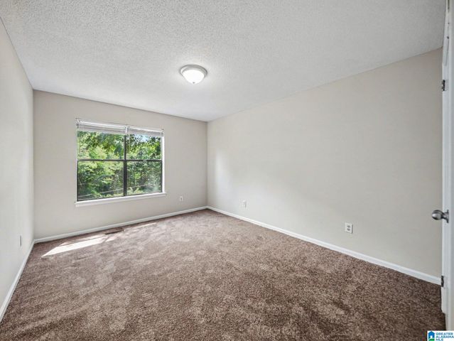 300 VARDEN HILL DRIVE, Birmingham, AL 35214