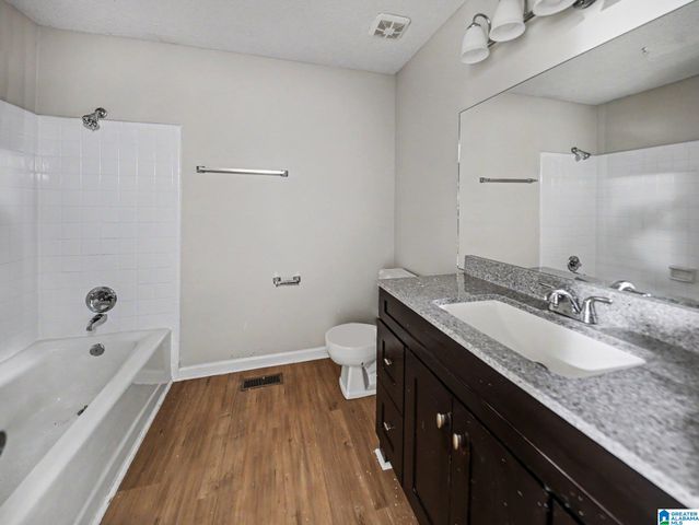 300 VARDEN HILL DRIVE, Birmingham, AL 35214