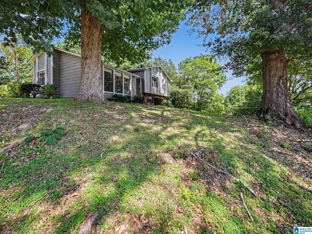 300 VARDEN HILL DRIVE, Birmingham, AL 35214