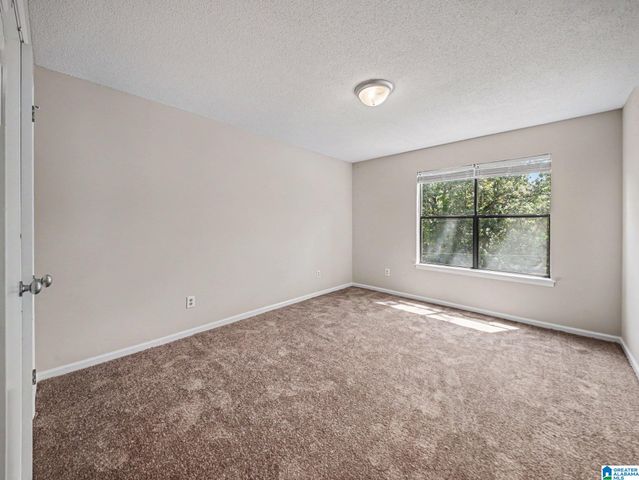 300 VARDEN HILL DRIVE, Birmingham, AL 35214