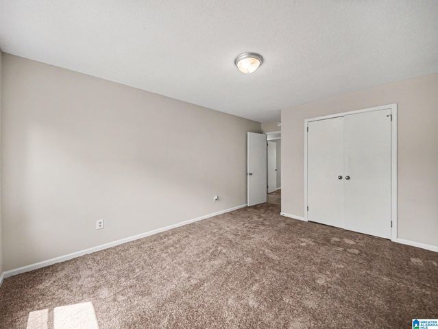 300 VARDEN HILL DRIVE, Birmingham, AL 35214