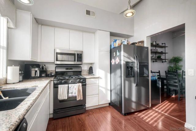 11077 Scripps Ranch Boulevard, San Diego, CA 92131