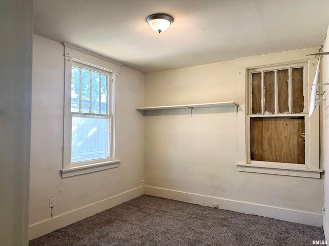 313 CASTLETON Avenue, Mt Vernon, IL 62864