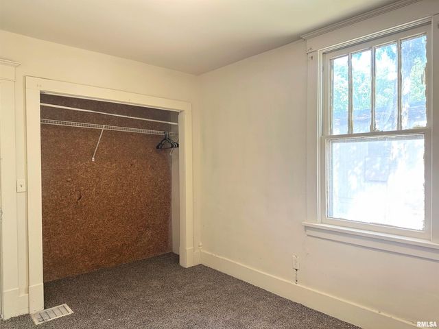 313 CASTLETON Avenue, Mt Vernon, IL 62864