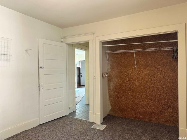 313 CASTLETON Avenue, Mt Vernon, IL 62864