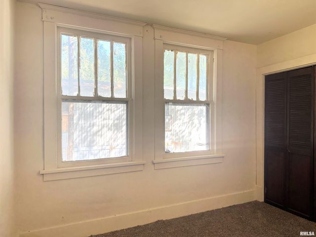 313 CASTLETON Avenue, Mt Vernon, IL 62864