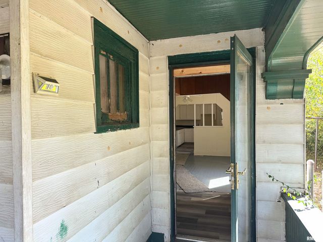 313 CASTLETON Avenue, Mt Vernon, IL 62864