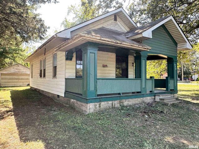 313 CASTLETON Avenue, Mt Vernon, IL 62864