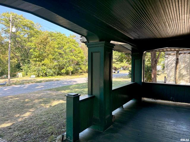 313 CASTLETON Avenue, Mt Vernon, IL 62864