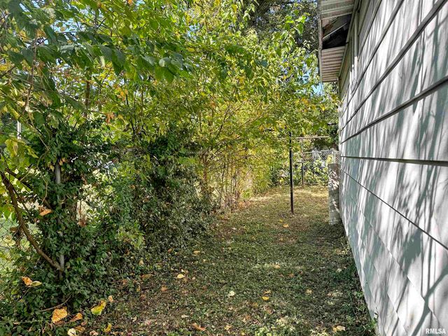 313 CASTLETON Avenue, Mt Vernon, IL 62864