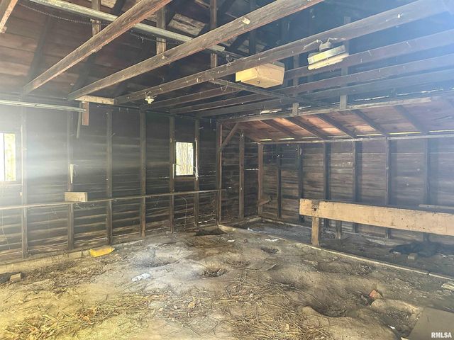 313 CASTLETON Avenue, Mt Vernon, IL 62864