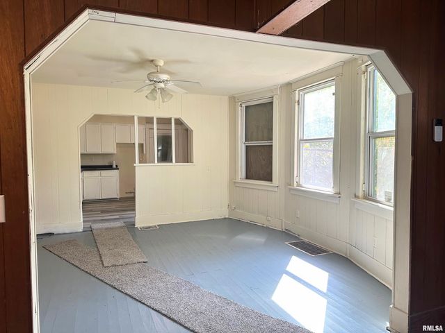 313 CASTLETON Avenue, Mt Vernon, IL 62864