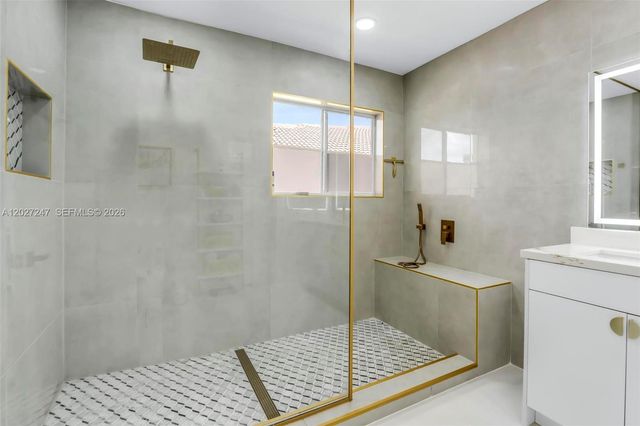 156 SE 22nd Ter, Homestead, FL 33033