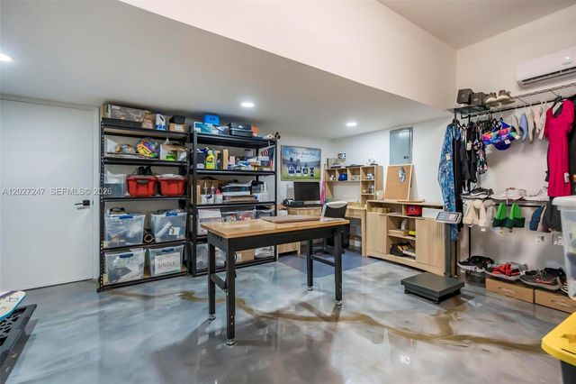 156 SE 22nd Ter, Homestead, FL 33033