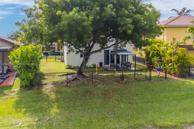 156 SE 22nd Ter, Homestead, FL 33033