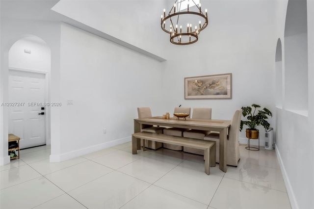 156 SE 22nd Ter, Homestead, FL 33033