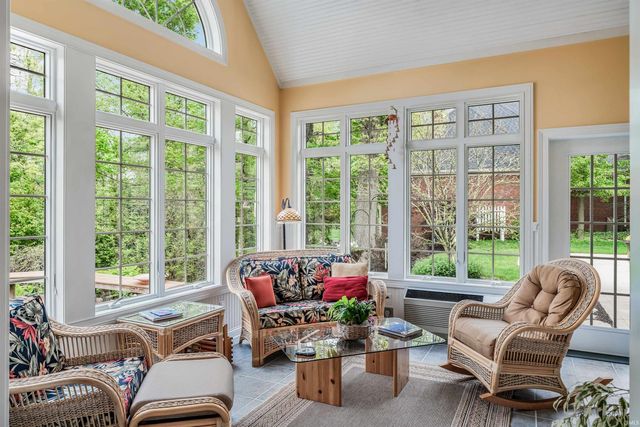 10528 Indian Ridge Drive, Fort Wayne, IN 46814