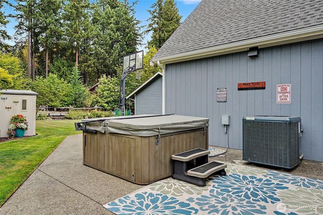 28018 112th Avenue E, Graham, WA 98338
