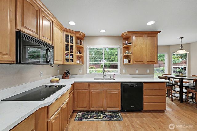 28018 112th Avenue E, Graham, WA 98338