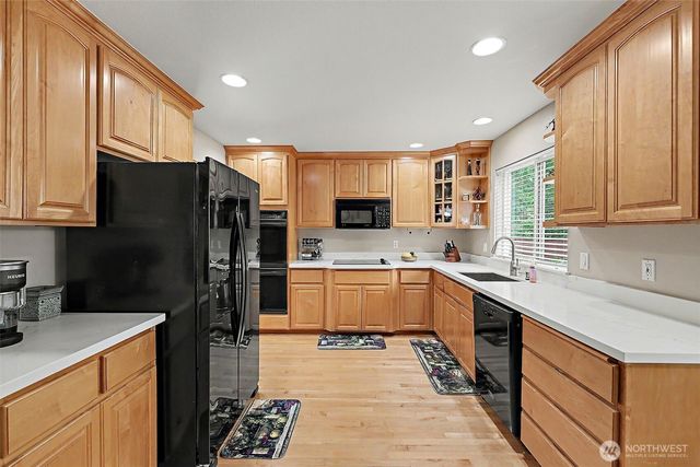 28018 112th Avenue E, Graham, WA 98338