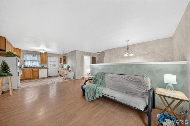 3180 Creek Road, Moscow Mills, MO 63362