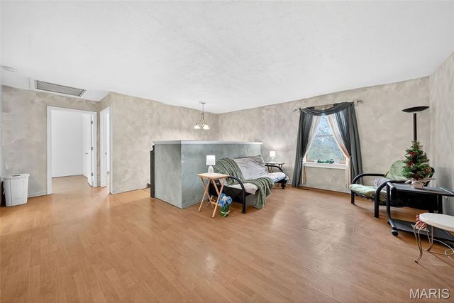 3180 Creek Road, Moscow Mills, MO 63362