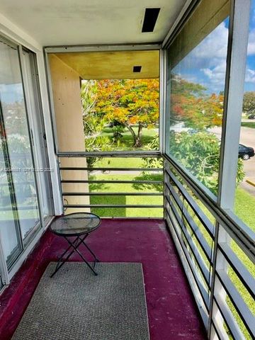 41 Salisbury B, West Palm Beach, FL 33417