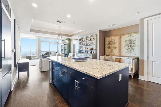 3630 Peachtree NE Road 2002, Atlanta, GA 30326