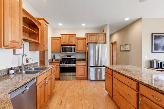 15 PARK CIRCLE, Fond Du Lac, WI 54935
