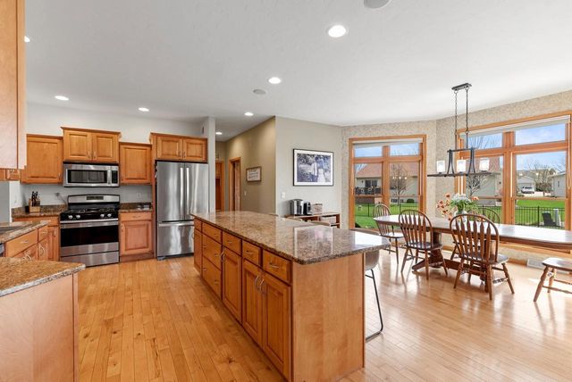 15 PARK CIRCLE, Fond Du Lac, WI 54935