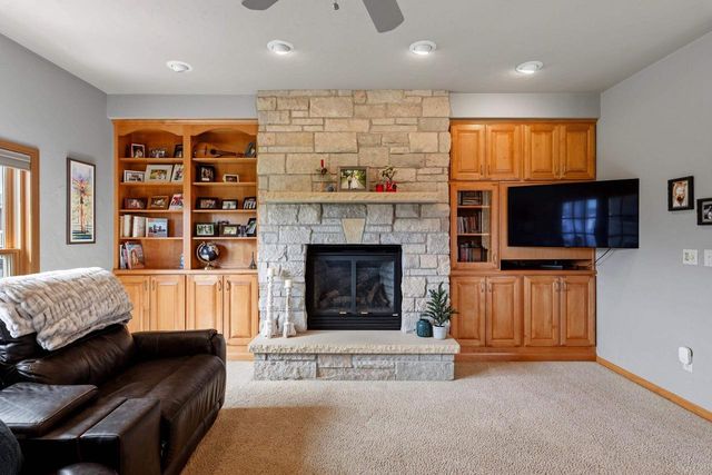 15 PARK CIRCLE, Fond Du Lac, WI 54935