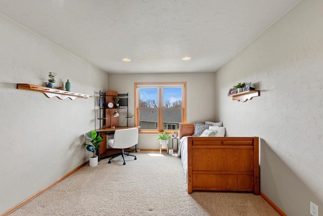 15 PARK CIRCLE, Fond Du Lac, WI 54935