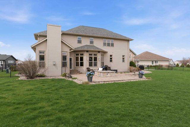 15 PARK CIRCLE, Fond Du Lac, WI 54935