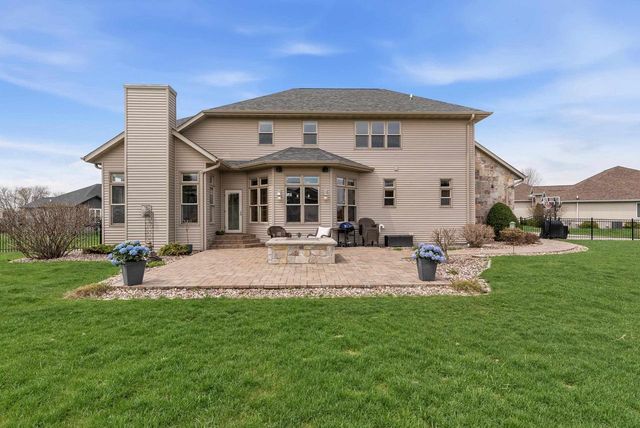15 PARK CIRCLE, Fond Du Lac, WI 54935