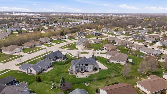 15 PARK CIRCLE, Fond Du Lac, WI 54935