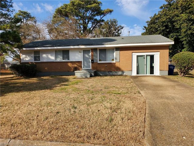 1408 Bardot LN, Portsmouth, VA 23701