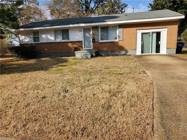 1408 Bardot LN, Portsmouth, VA 23701