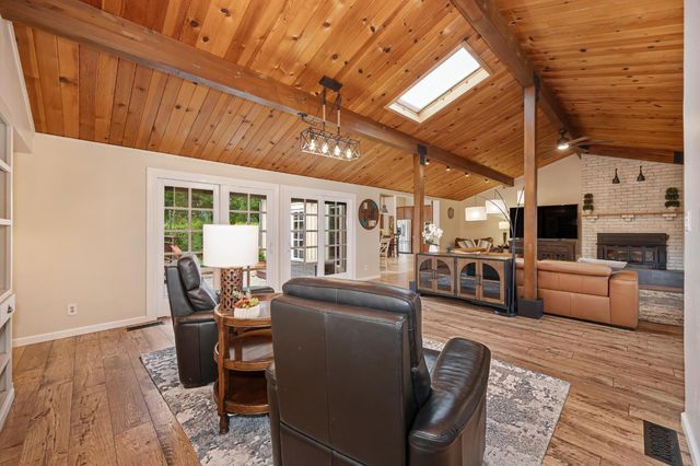 325 Diamond Oaks Rd, Roseville, CA 95678