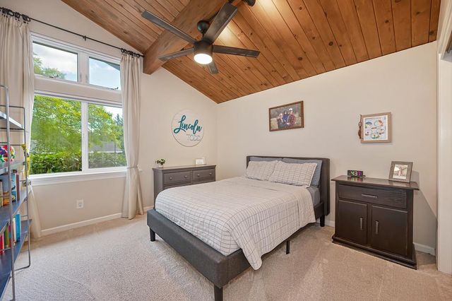 325 Diamond Oaks Rd, Roseville, CA 95678