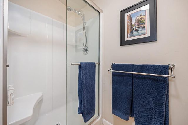 325 Diamond Oaks Rd, Roseville, CA 95678