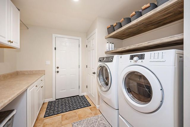 325 Diamond Oaks Rd, Roseville, CA 95678