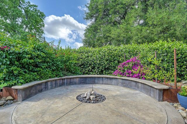 325 Diamond Oaks Rd, Roseville, CA 95678