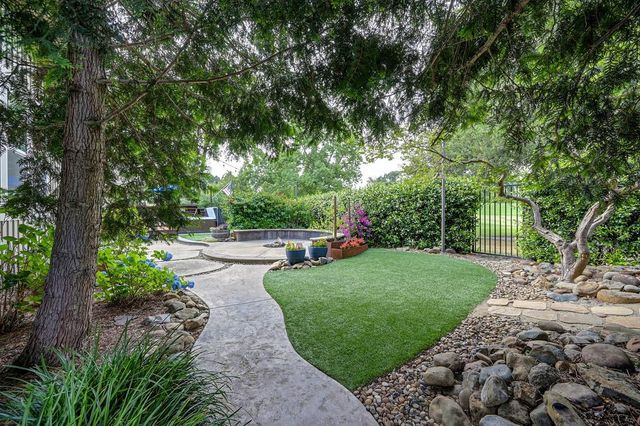 325 Diamond Oaks Rd, Roseville, CA 95678