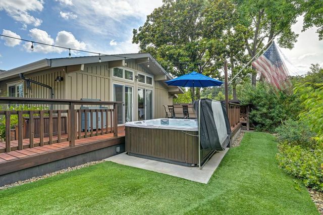 325 Diamond Oaks Rd, Roseville, CA 95678