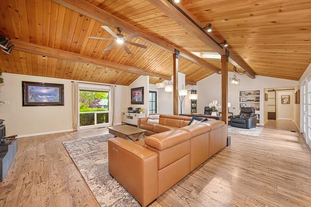 325 Diamond Oaks Rd, Roseville, CA 95678